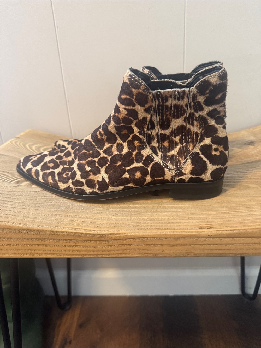 Women’s Rebecca Minkoff Leopard Print Chelsea Boots Size 6.5 - Picture 1 of 7